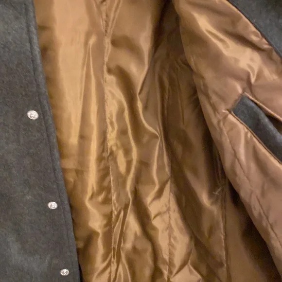 Old navy varsity style jacket medium - Picture 4 of 8
